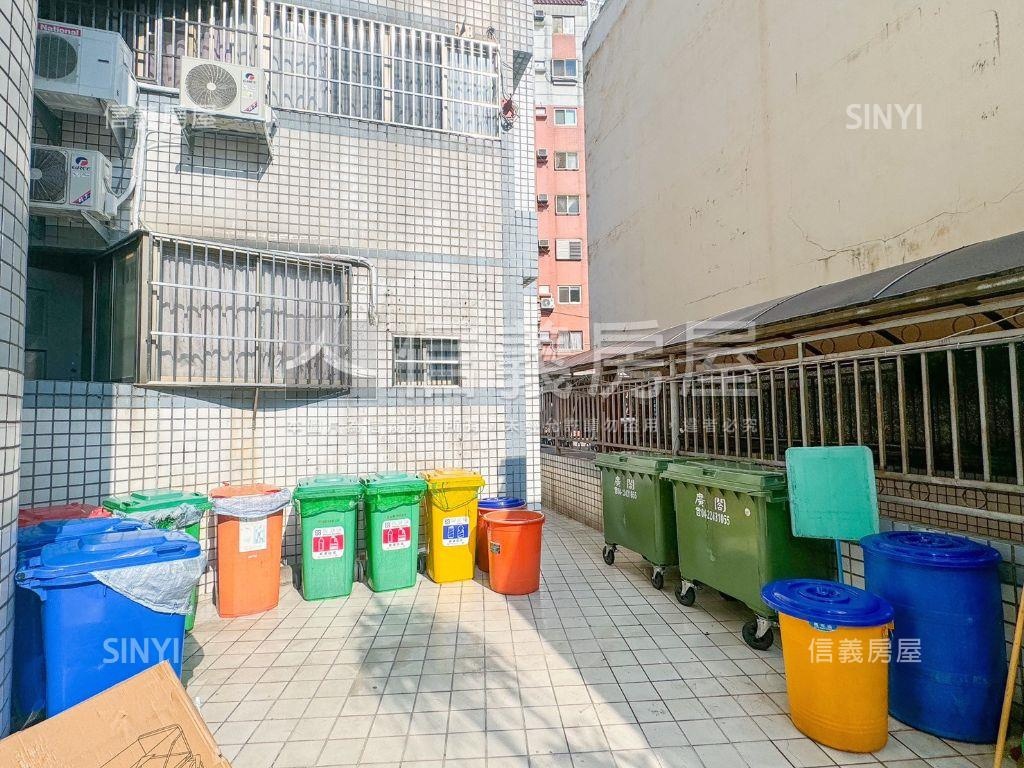 昌平商圈採光三房車位房屋室內格局與周邊環境