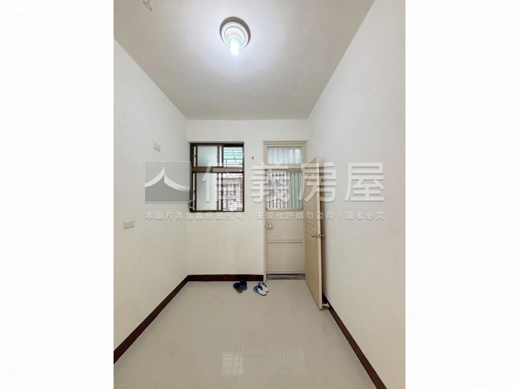 稀有港墘靜巷二樓房屋室內格局與周邊環境