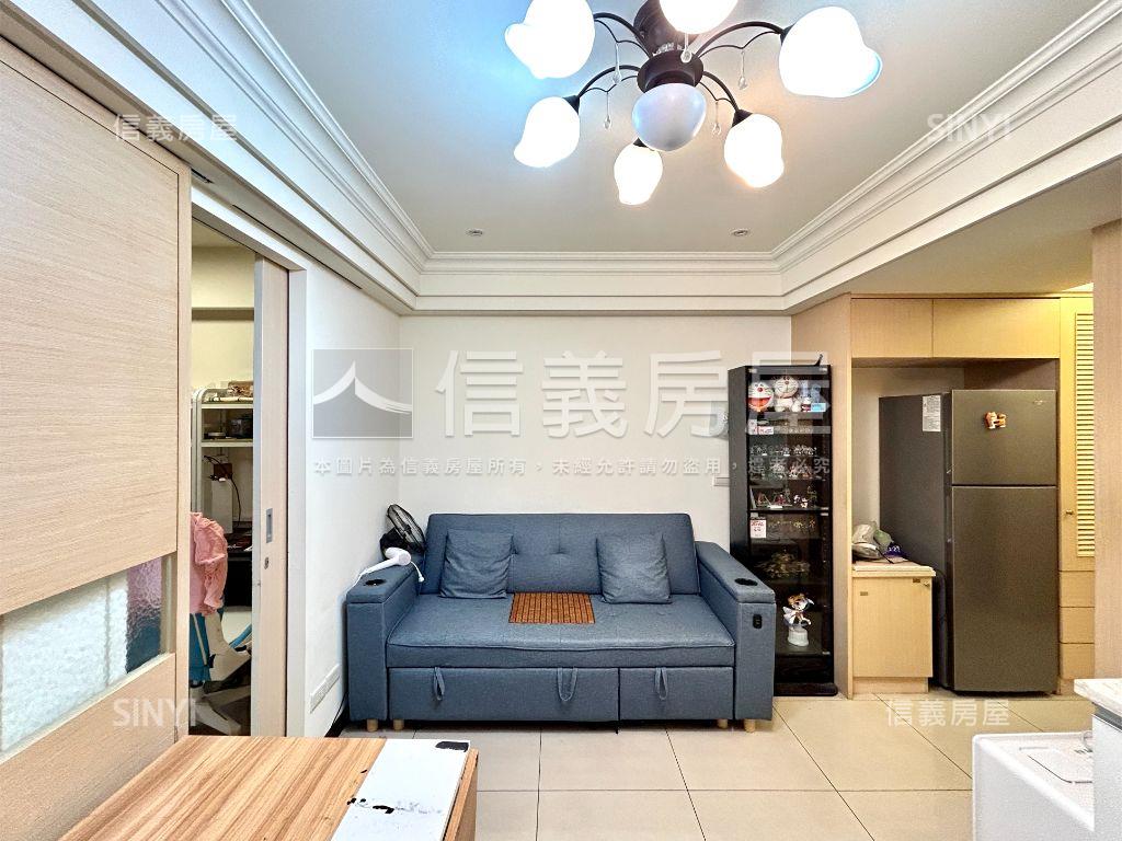 頂溪新時代稀有兩房車位房屋室內格局與周邊環境