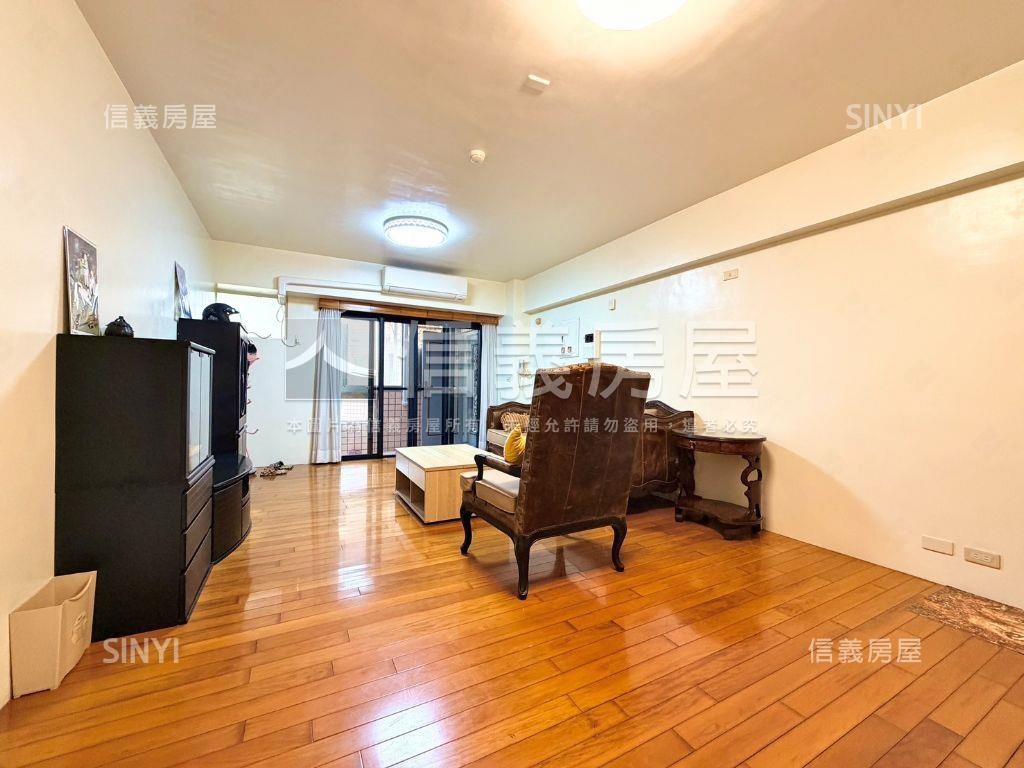 近建工商圈屋況佳四房平車房屋室內格局與周邊環境