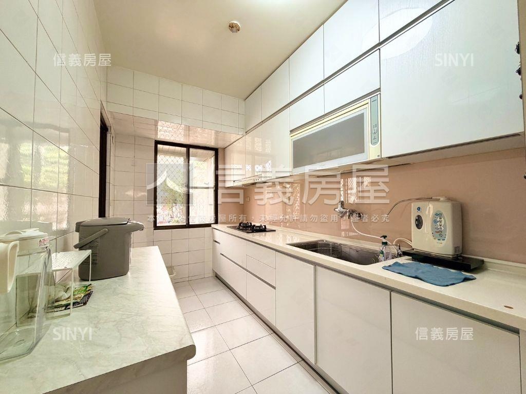 近建工商圈屋況佳四房平車房屋室內格局與周邊環境