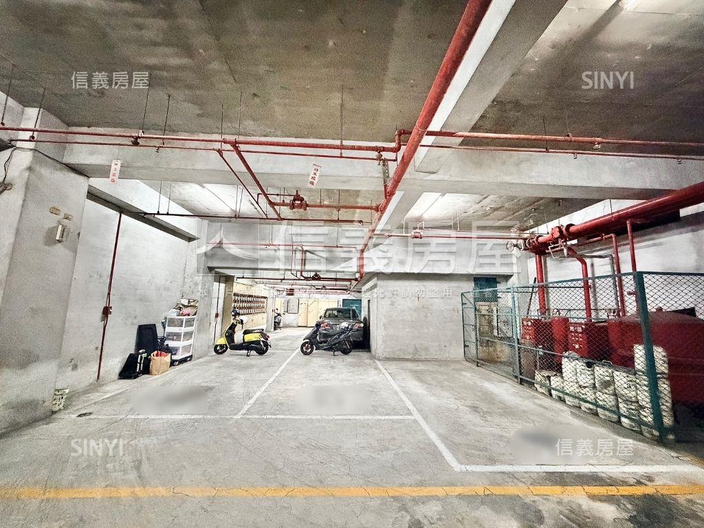 近建工商圈屋況佳四房平車房屋室內格局與周邊環境