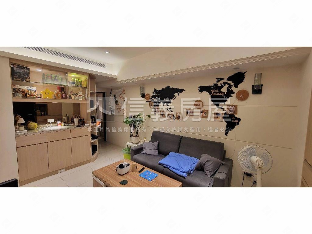 超花時尚裝潢兩房車位房屋室內格局與周邊環境