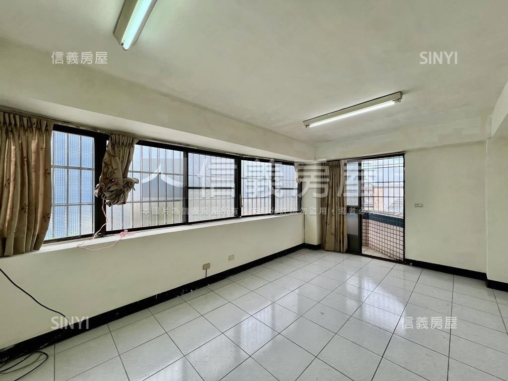 大寮書香學區便利正三房房屋室內格局與周邊環境