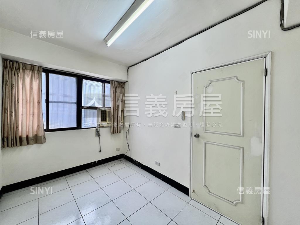 大寮書香學區便利正三房房屋室內格局與周邊環境