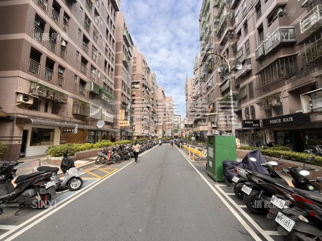 宏運當頭創業５房屋室內格局與周邊環境