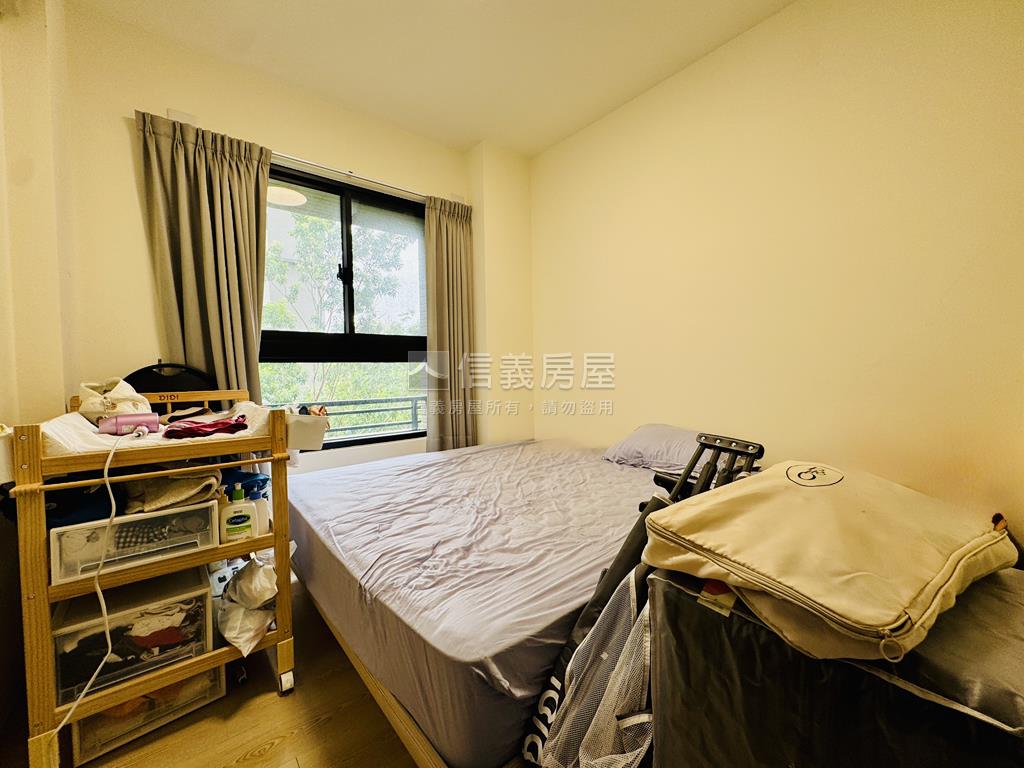 雲世紀２房精美裝潢房屋室內格局與周邊環境