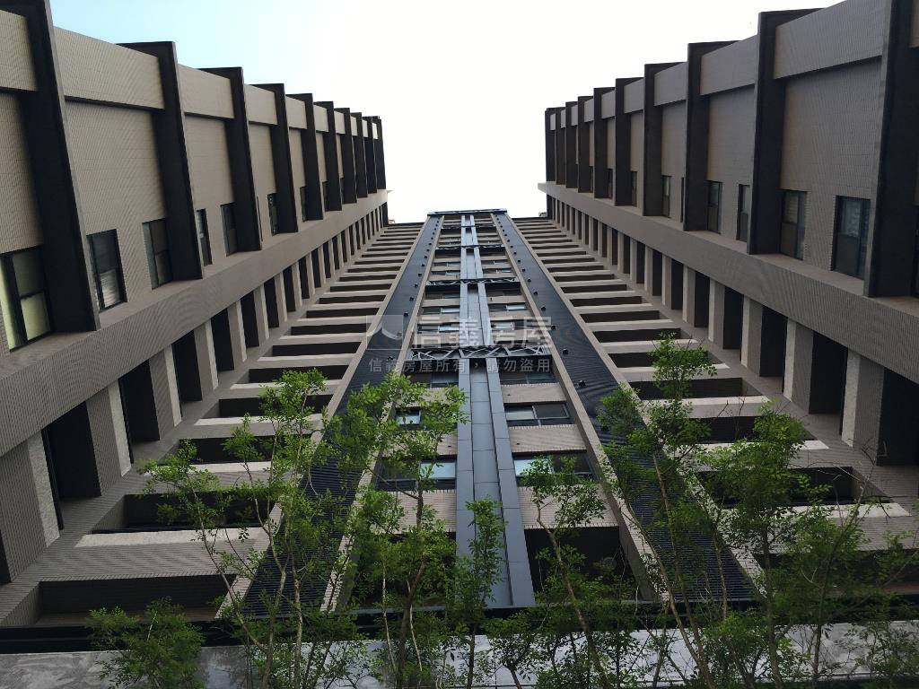 雲世紀２房精美裝潢房屋室內格局與周邊環境