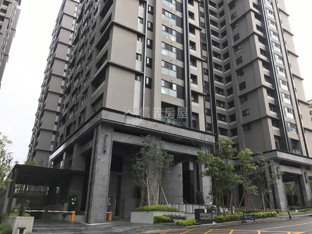 雲世紀２房精美裝潢房屋室內格局與周邊環境