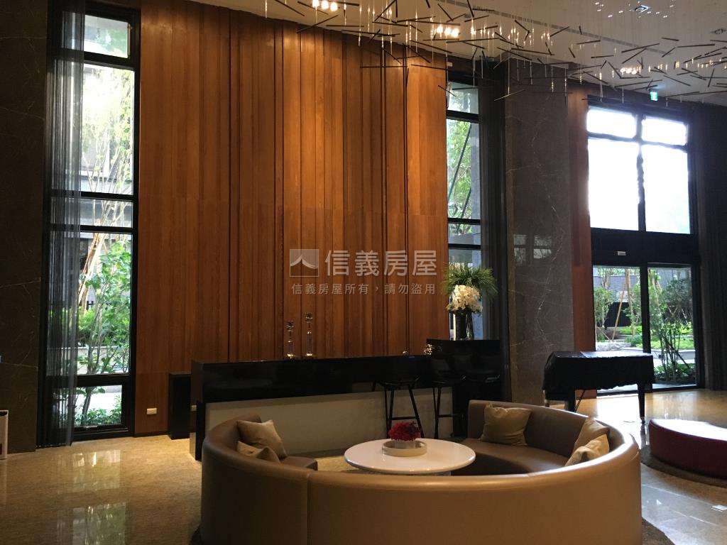 雲世紀２房精美裝潢房屋室內格局與周邊環境