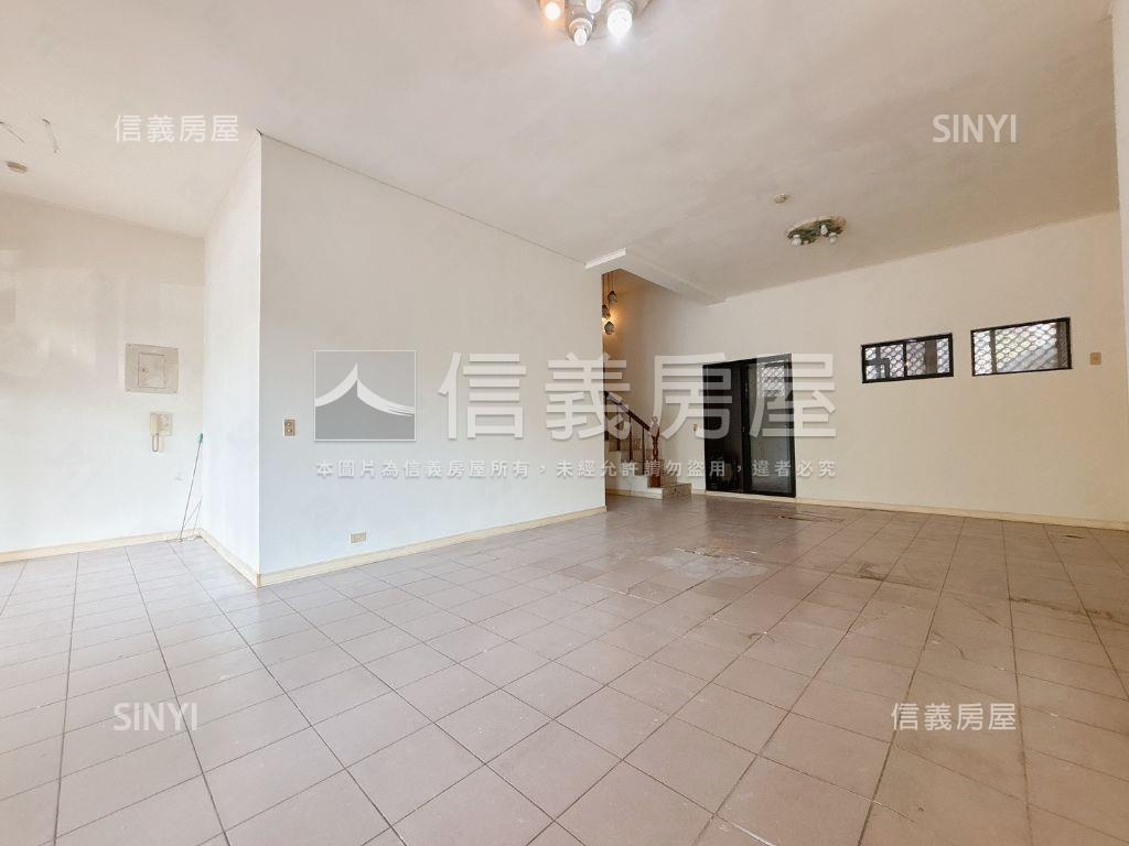 大面寬☀️近捷運金店面房屋室內格局與周邊環境