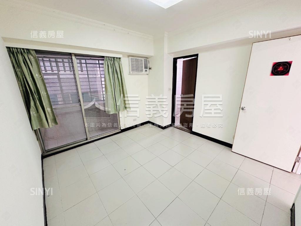 碧潭邊間電梯好屋房屋室內格局與周邊環境