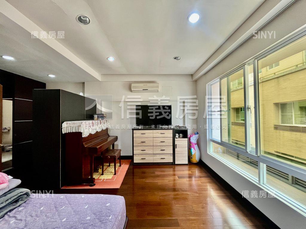 稀有釋出！巨蛋採光大車墅房屋室內格局與周邊環境