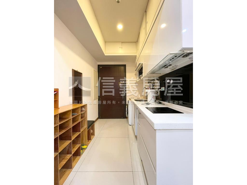 上碧潭精美大空間房屋室內格局與周邊環境