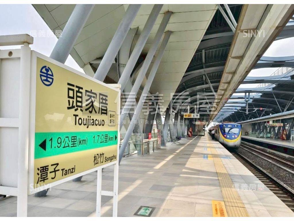 近漢神機捷特區２房平車房屋室內格局與周邊環境