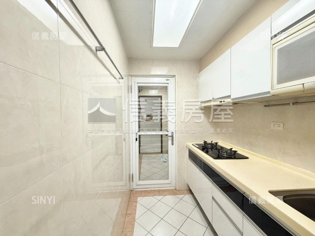 伯爵花園＊稀有大樓釋出房屋室內格局與周邊環境