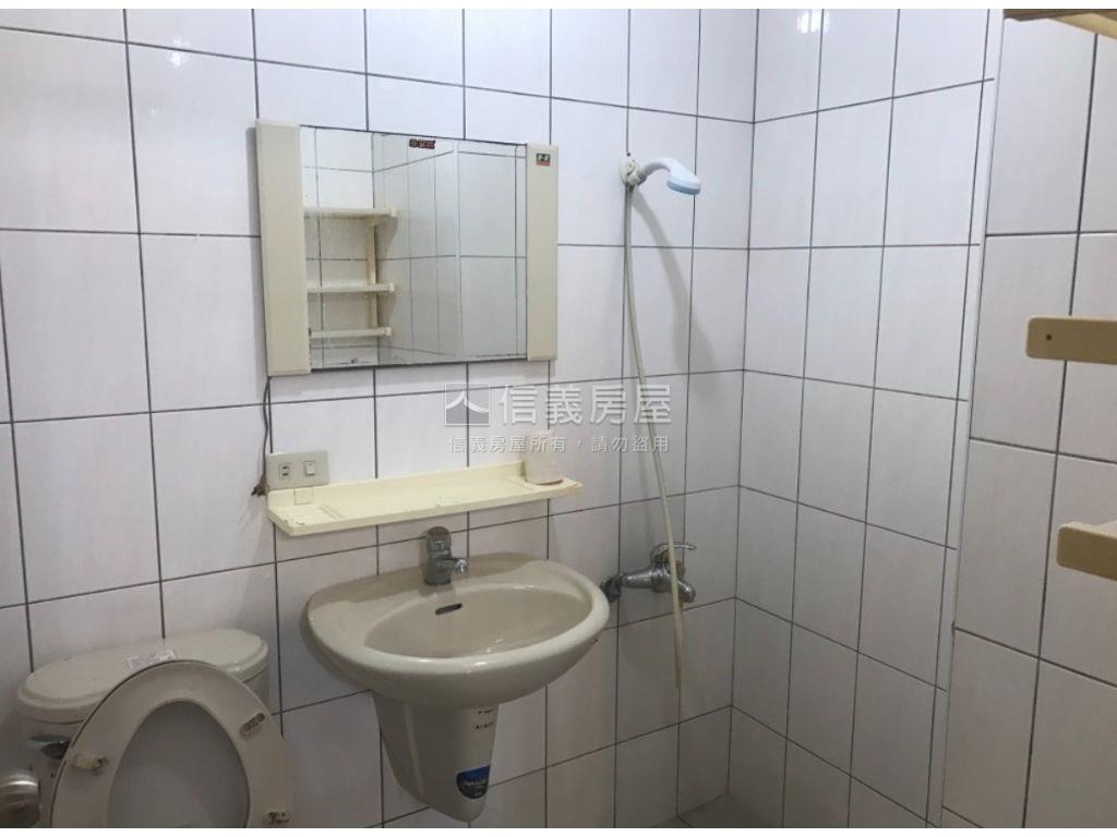 博愛大樓美套房房屋室內格局與周邊環境