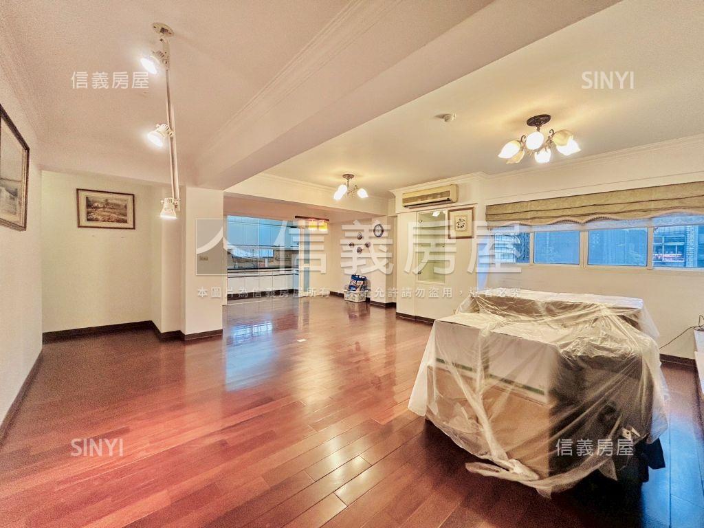 近捷運惠宇大三房帝王戶房屋室內格局與周邊環境