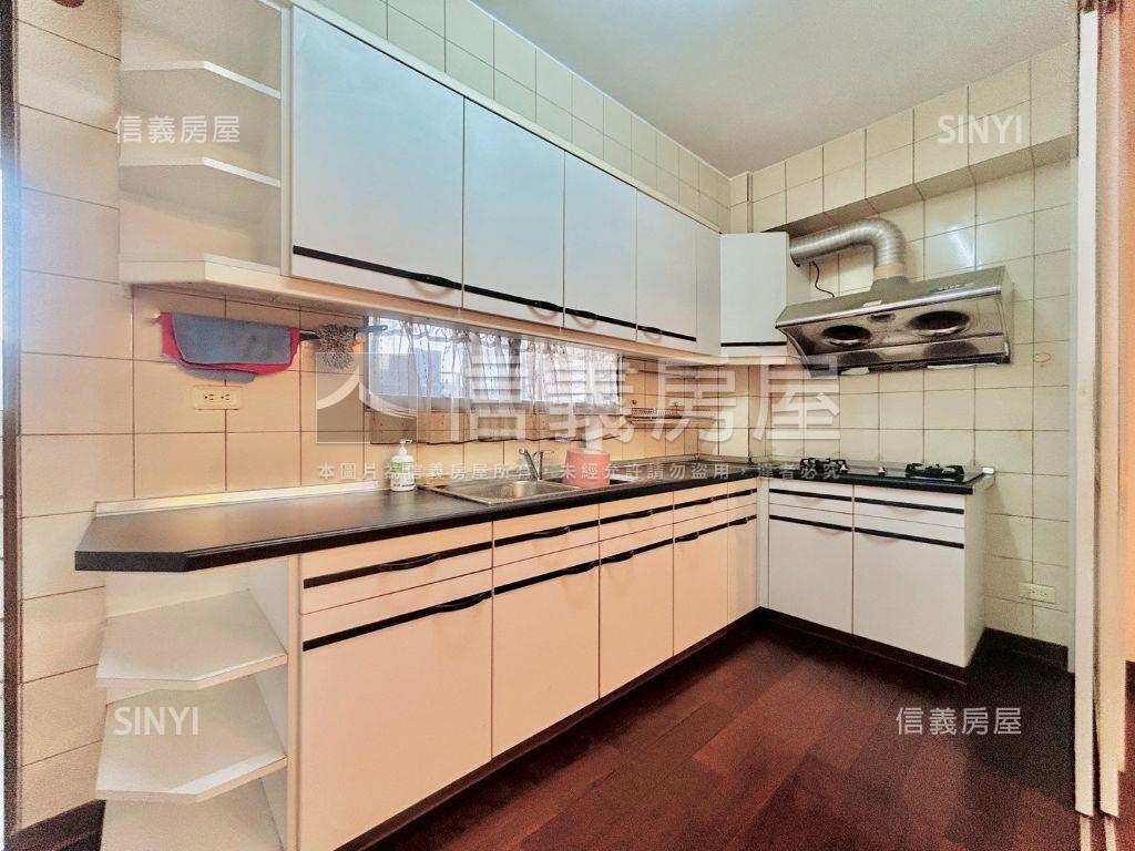 近捷運惠宇大三房帝王戶房屋室內格局與周邊環境