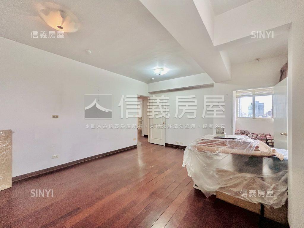 近捷運惠宇大三房帝王戶房屋室內格局與周邊環境