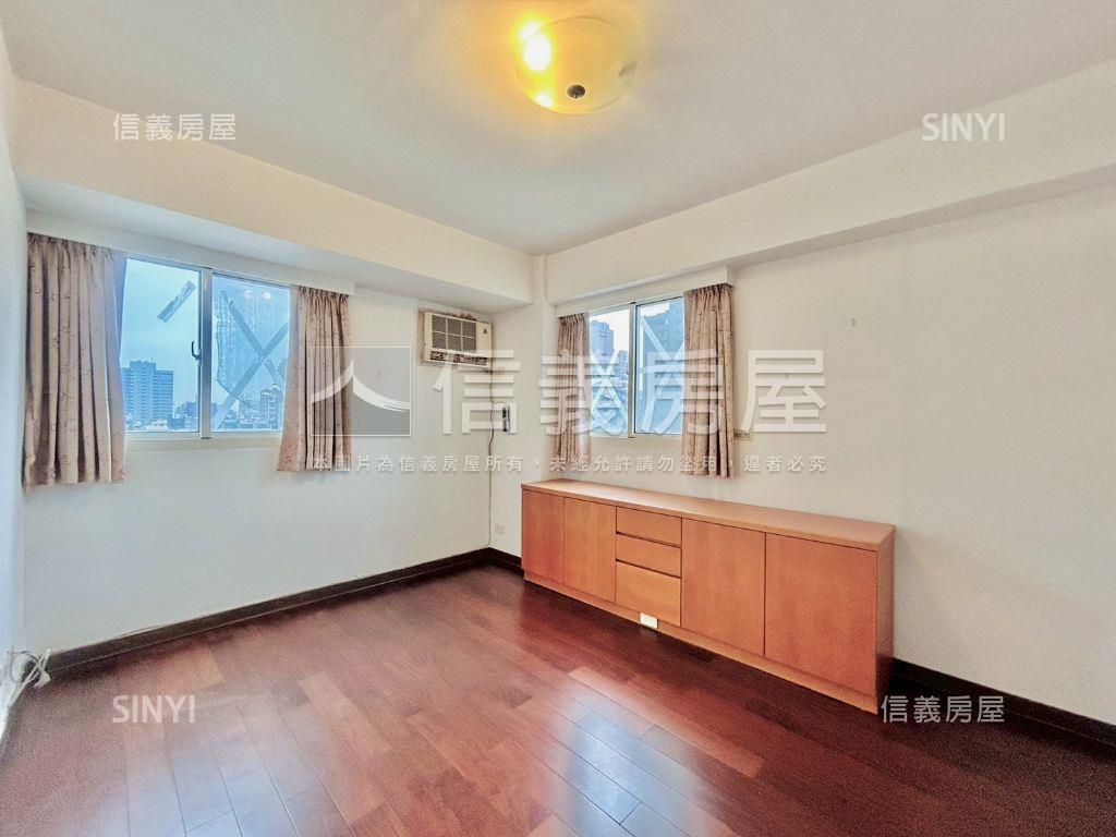 近捷運惠宇大三房帝王戶房屋室內格局與周邊環境