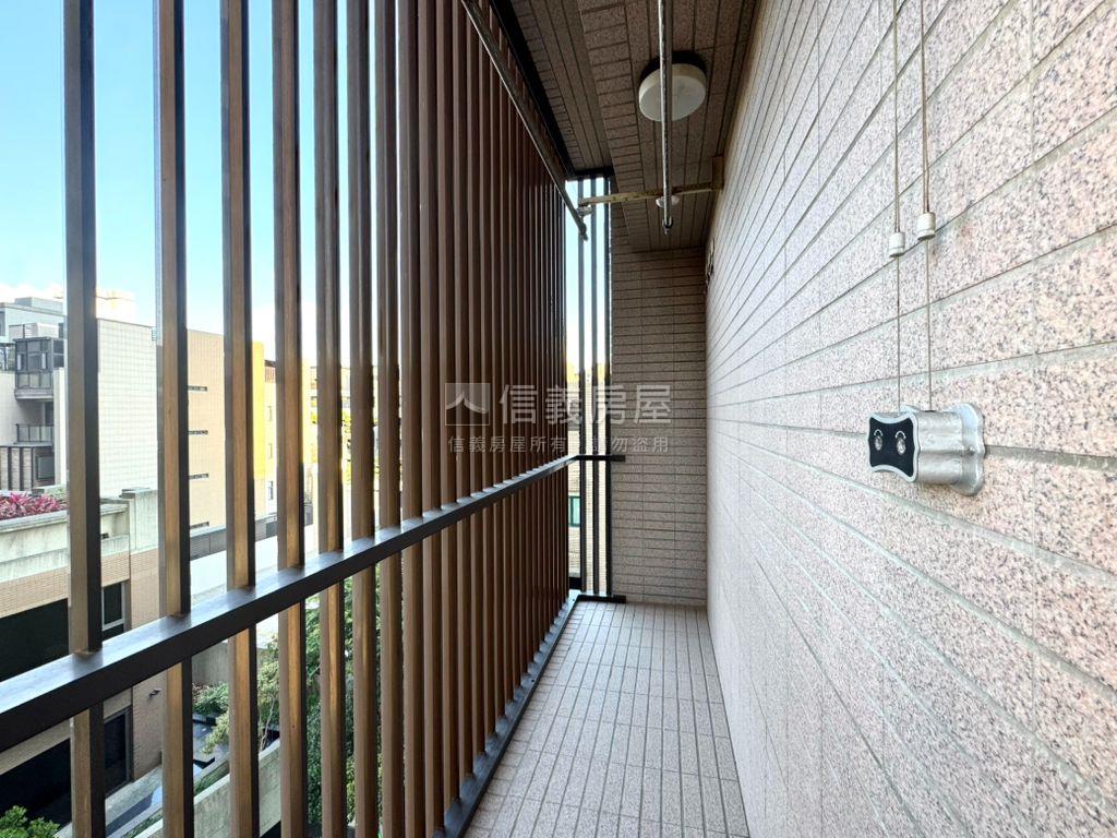 全新近文修公園旁大兩房房屋室內格局與周邊環境