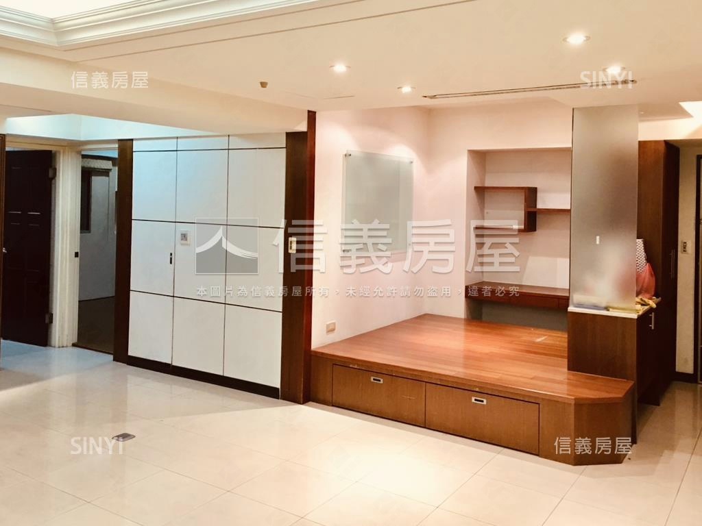【水築館】眺望河岸景觀宅房屋室內格局與周邊環境