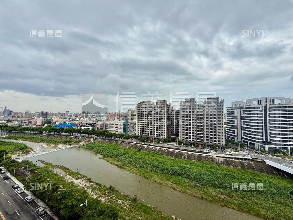 寓上樂灣三房平車精裝戶房屋室內格局與周邊環境