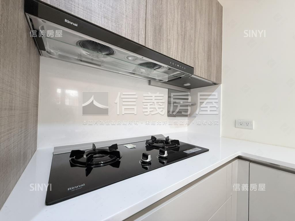 邊間四季文華三房平車房屋室內格局與周邊環境