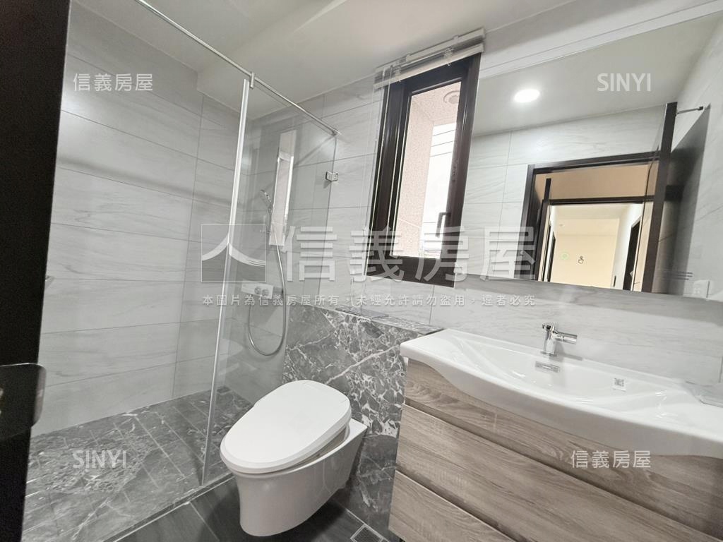 邊間四季文華三房平車房屋室內格局與周邊環境