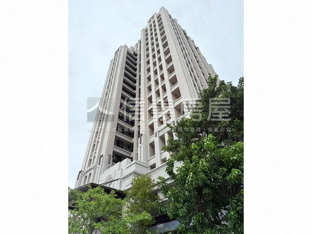 邊間四季文華三房平車房屋室內格局與周邊環境