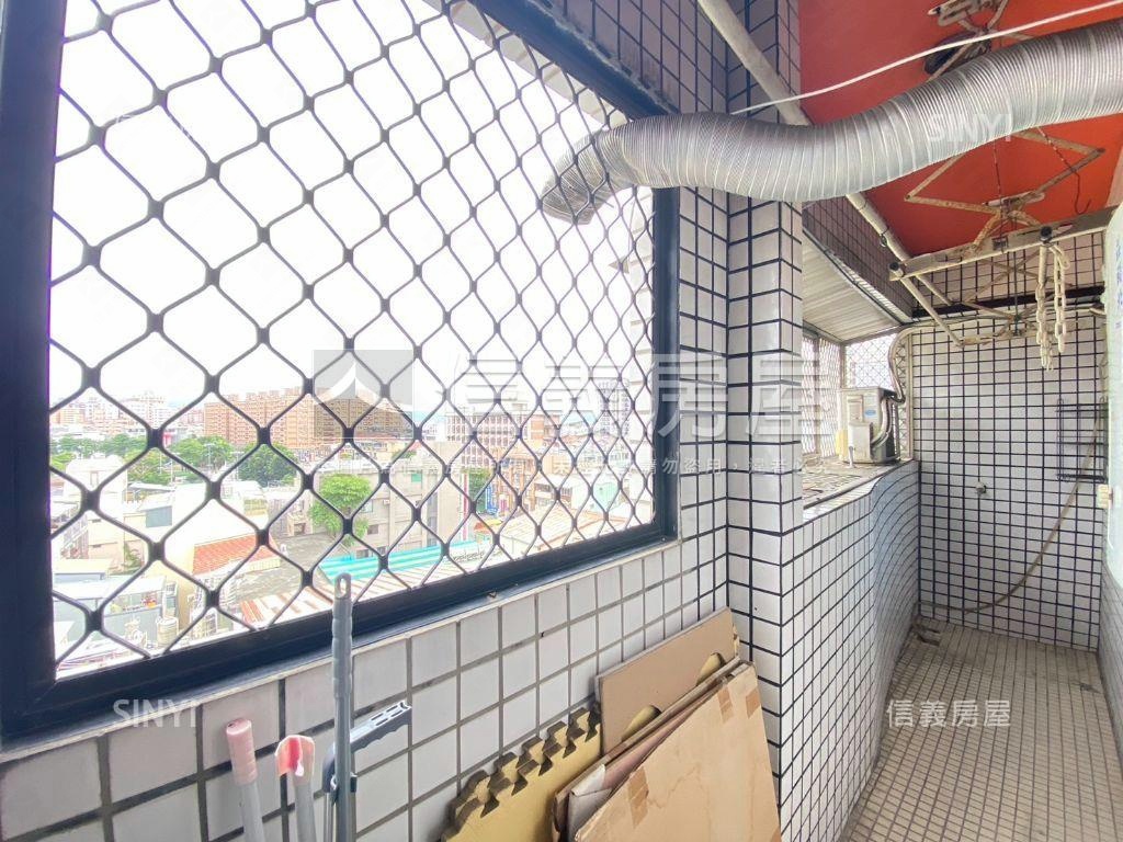 近台中高工中山醫美三房房屋室內格局與周邊環境