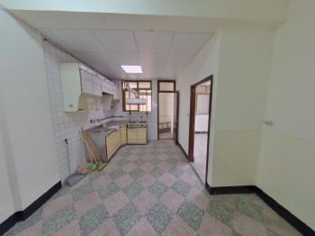 興隆大馬路旁邊間三樓