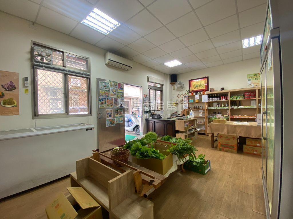ＡＩ十興路店面房屋室內格局與周邊環境