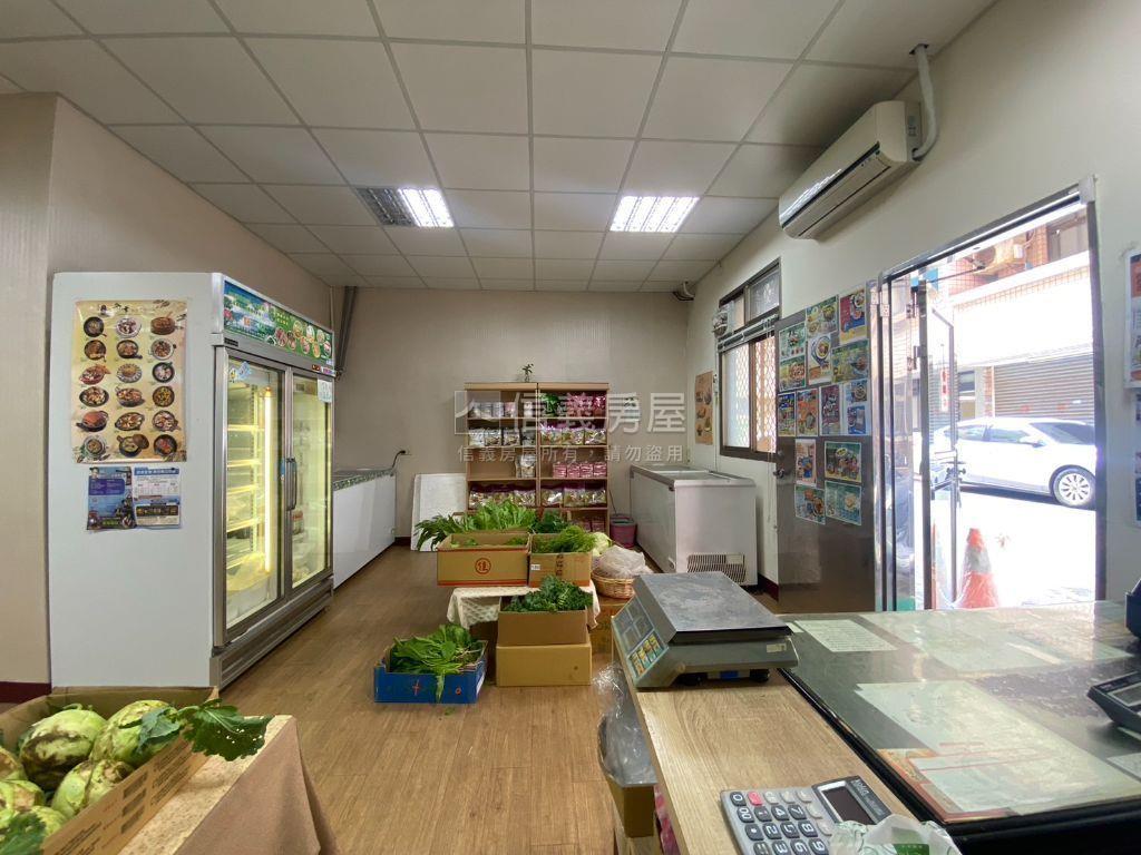 ＡＩ十興路店面房屋室內格局與周邊環境