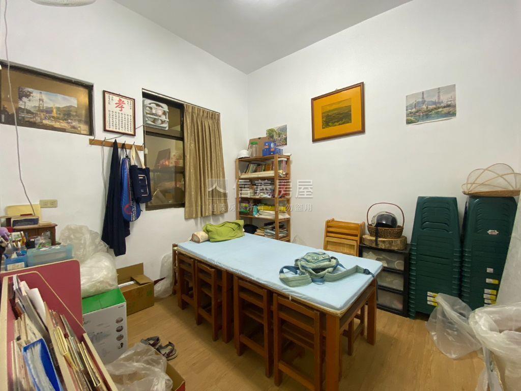 ＡＩ十興路店面房屋室內格局與周邊環境