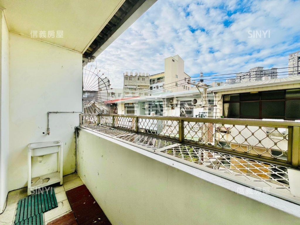 ☆逢甲商圈☆臨路透天房屋室內格局與周邊環境