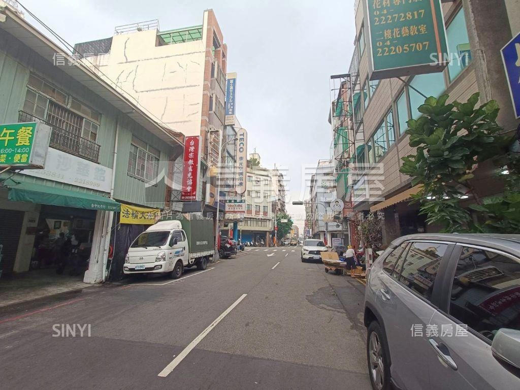 近一中正光復路４樓透店房屋室內格局與周邊環境