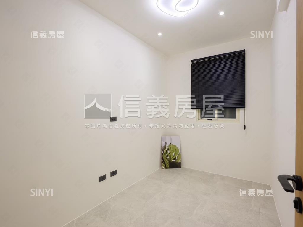 稀有秀朗美妝２樓房屋室內格局與周邊環境