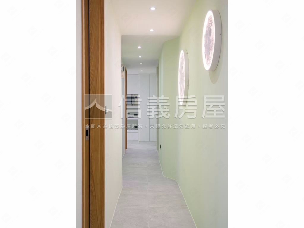 稀有秀朗美妝２樓房屋室內格局與周邊環境