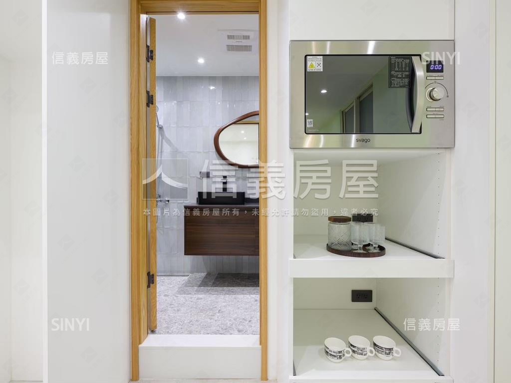稀有秀朗美妝２樓房屋室內格局與周邊環境