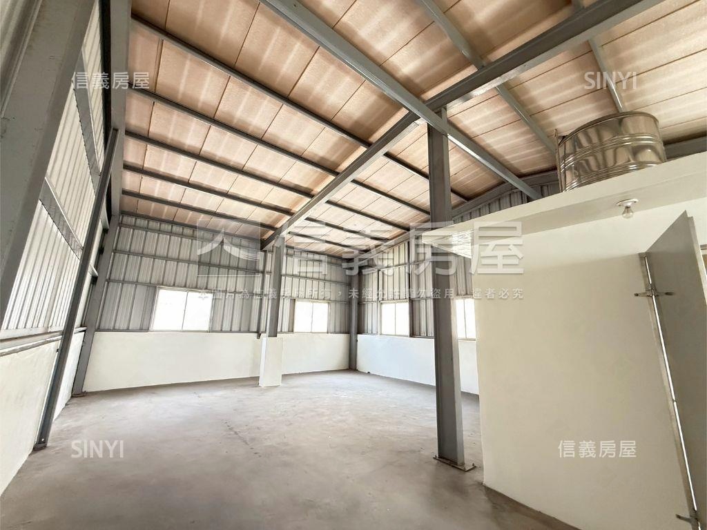 楓樹六街大地坪透天房屋室內格局與周邊環境