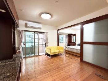 捷運囍多稀有面寬正一房