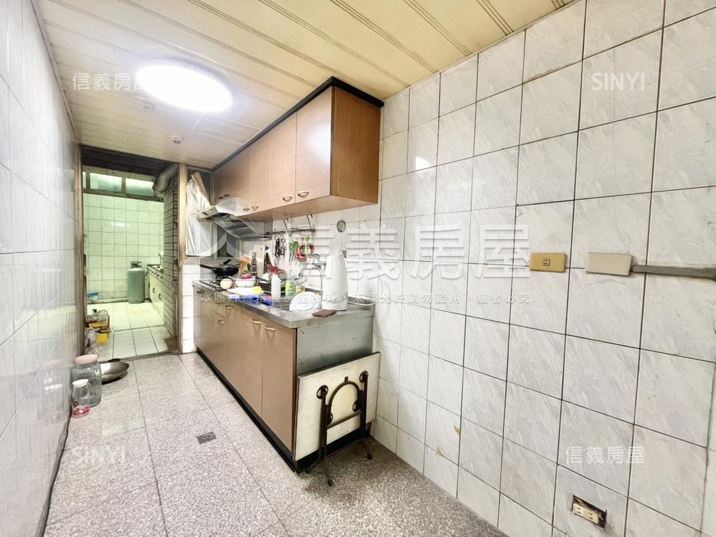 近火車站•三房美宅房屋室內格局與周邊環境