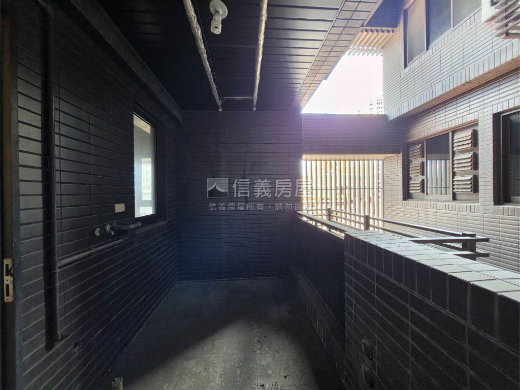 都峰苑大大空間雙車位房屋室內格局與周邊環境