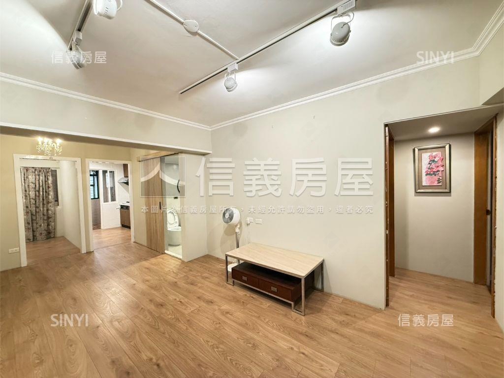 內江南丁格爾稀有名廈房屋室內格局與周邊環境