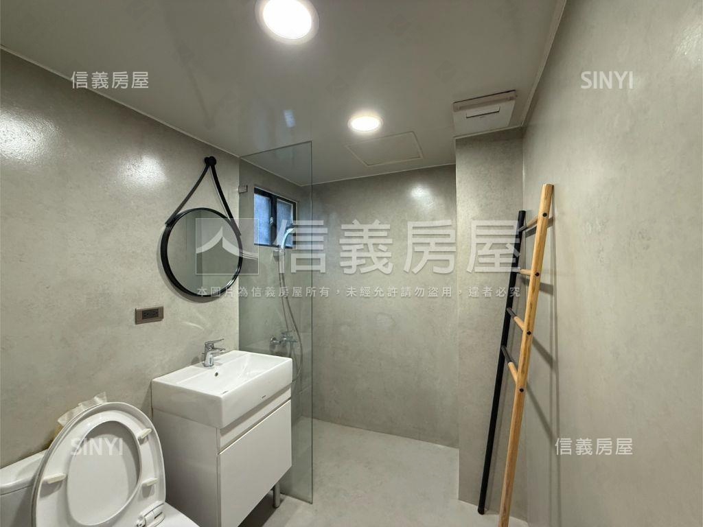 內江南丁格爾稀有名廈房屋室內格局與周邊環境