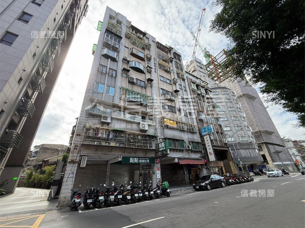 內江南丁格爾稀有名廈房屋室內格局與周邊環境