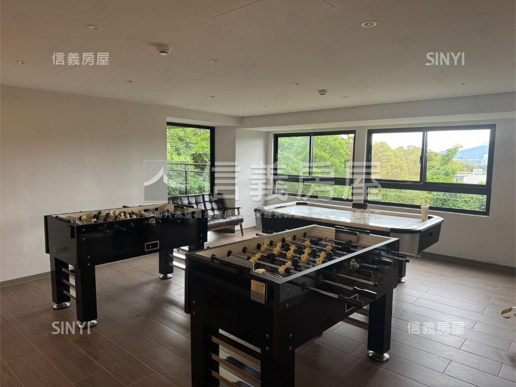甲山林美裝潢天墅房屋室內格局與周邊環境