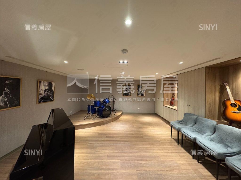 甲山林美裝潢天墅房屋室內格局與周邊環境